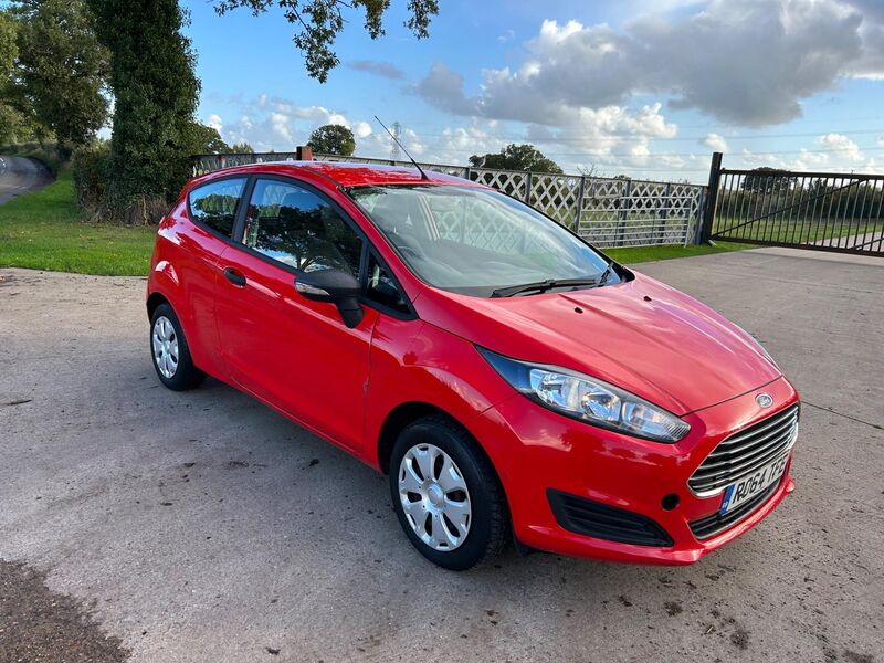 View FORD FIESTA 1.25 Studio Euro 5 3dr