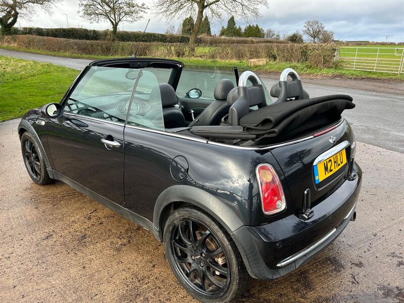 MINI CONVERTIBLE