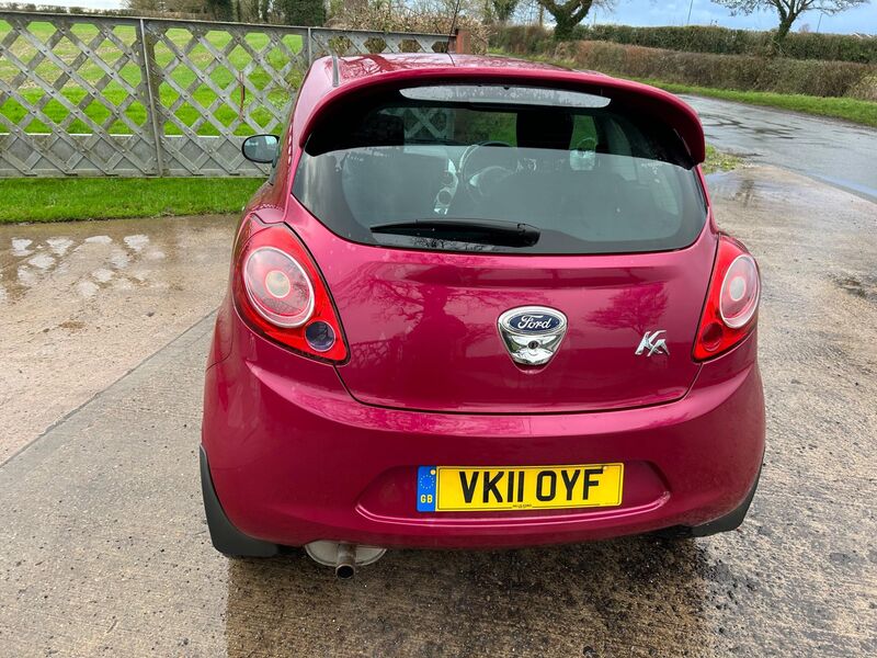 FORD KA