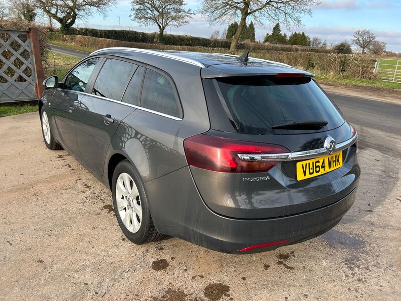 VAUXHALL INSIGNIA