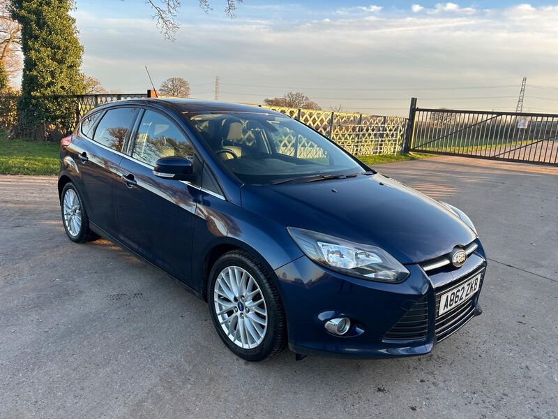 View FORD FOCUS 1.0T EcoBoost Zetec Euro 5 (s/s) 5dr