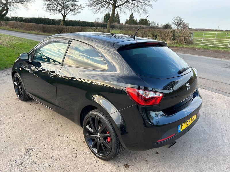 SEAT IBIZA