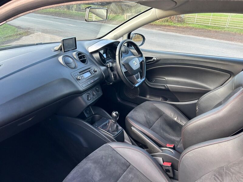 SEAT IBIZA