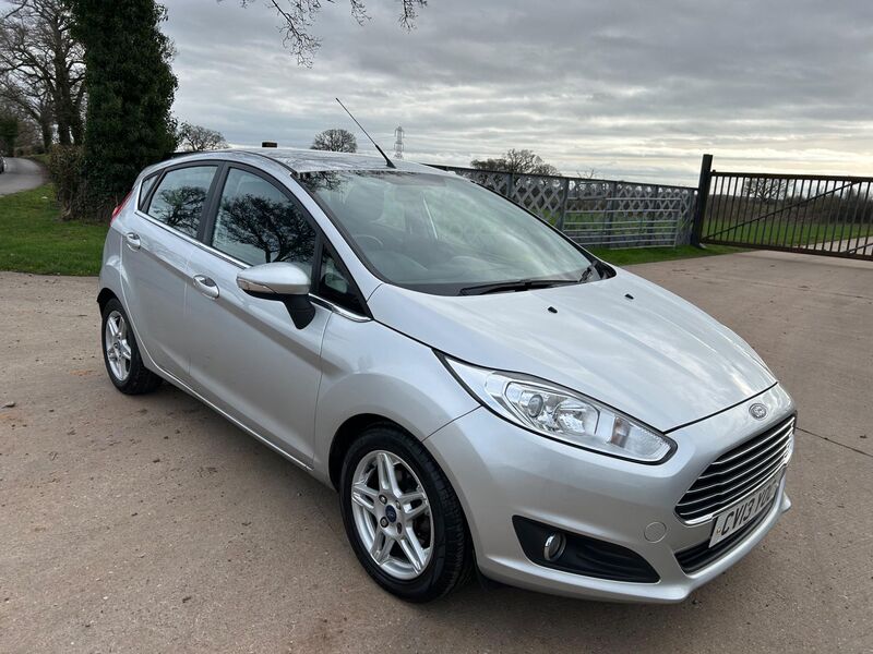 View FORD FIESTA 1.0T EcoBoost Zetec Euro 5 (s/s) 5dr