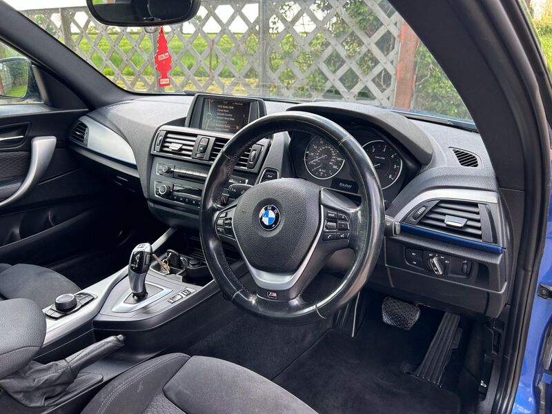 BMW 1 SERIES