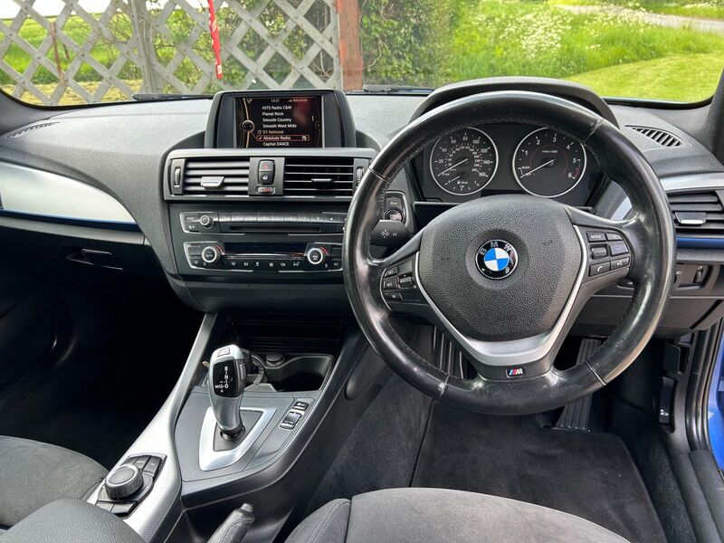 BMW 1 SERIES
