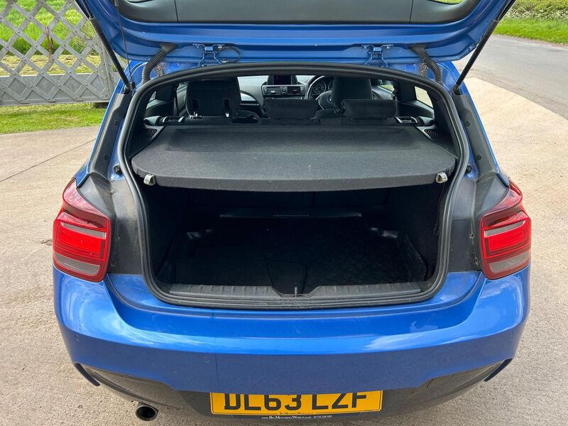 BMW 1 SERIES