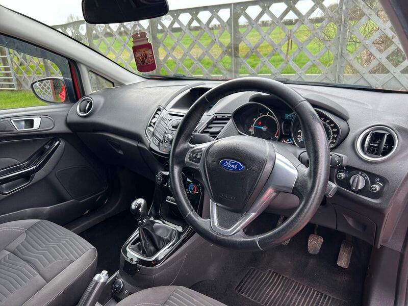 FORD FIESTA