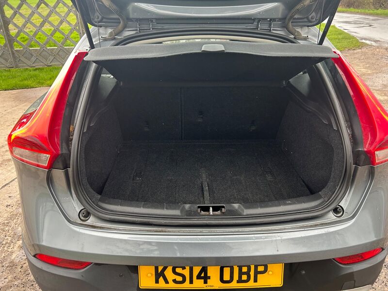 VOLVO V40 CROSS COUNTRY