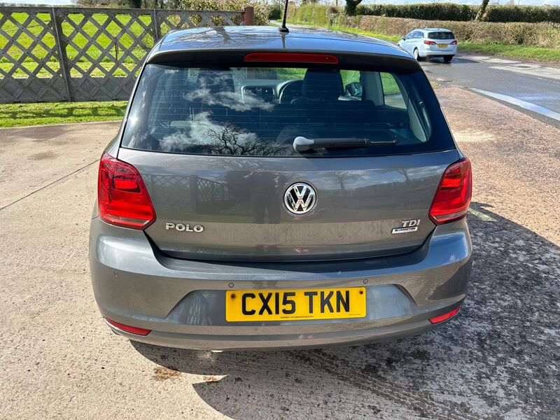 VOLKSWAGEN POLO