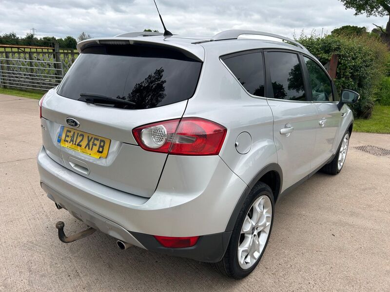 FORD KUGA