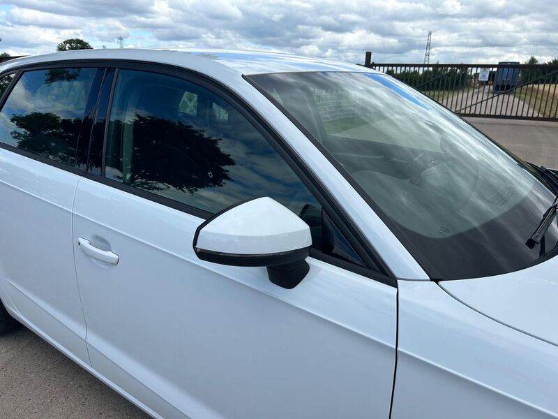 View AUDI A3 1.6 TDI SE Sportback S Tronic Euro 6 (s/s) 5dr
