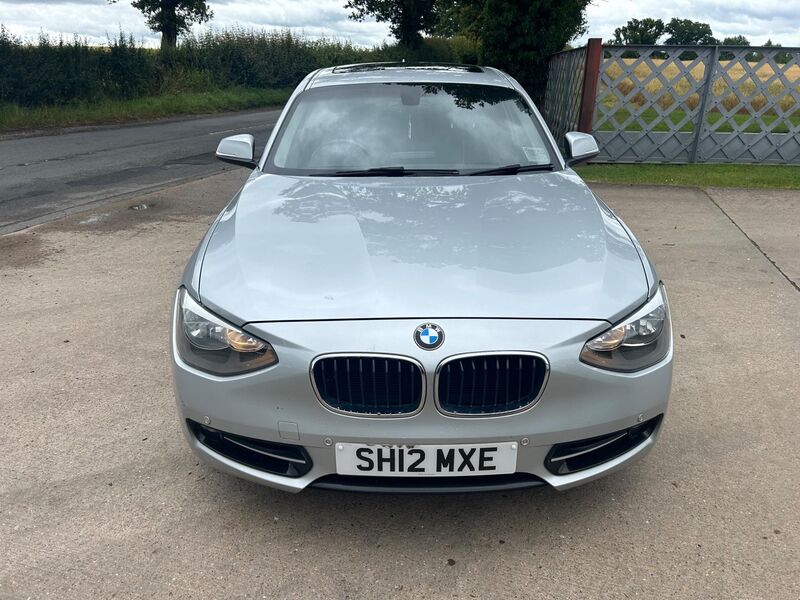BMW 1 SERIES