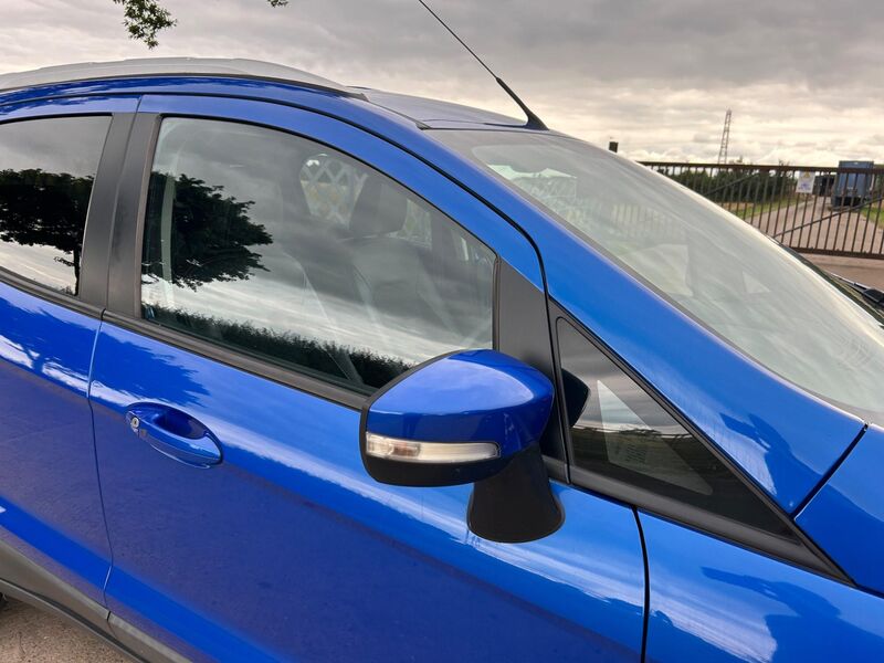 View FORD ECOSPORT 1.0T EcoBoost Titanium 2WD Euro 6 (s/s) 5dr