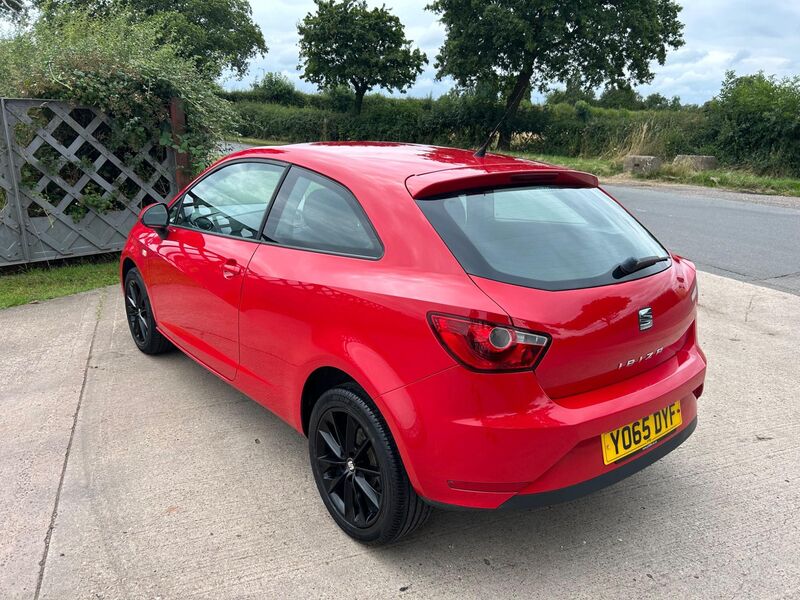 SEAT IBIZA