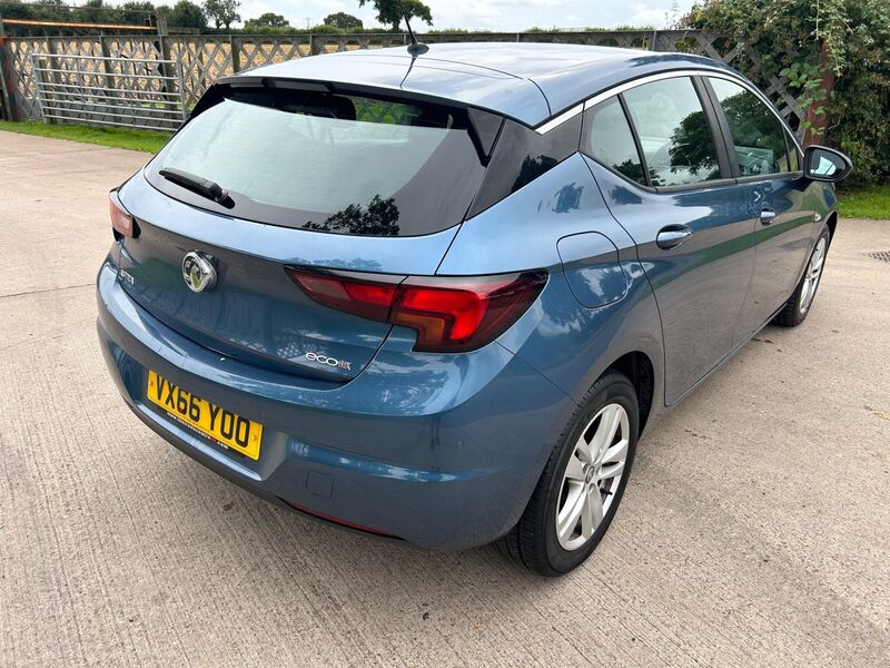 VAUXHALL ASTRA