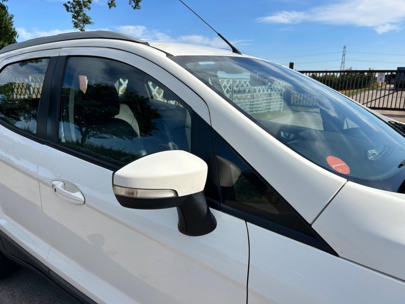 View FORD ECOSPORT 1.0T EcoBoost Titanium 2WD Euro 5 (s/s) 5dr