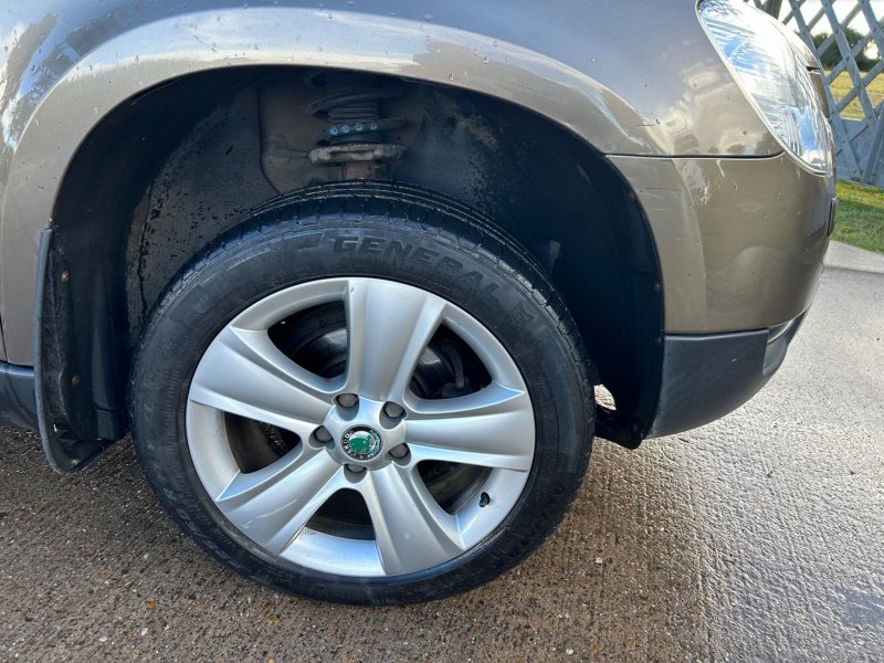View SKODA YETI 1.2 TSI SE DSG Euro 5 5dr