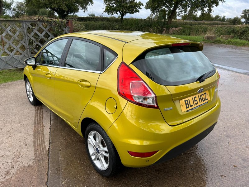 FORD FIESTA