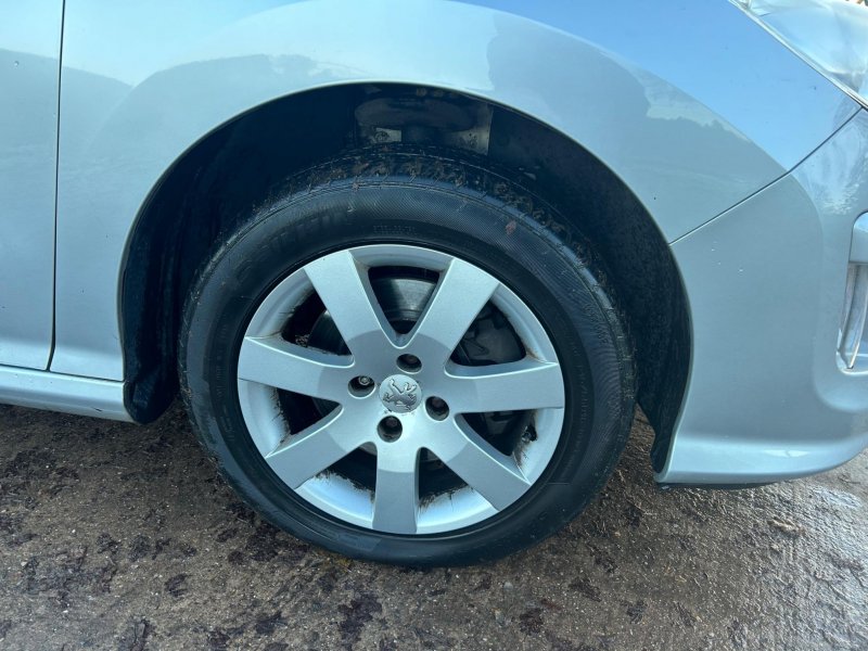 View PEUGEOT 308 2.0 HDi FAP SE 5dr
