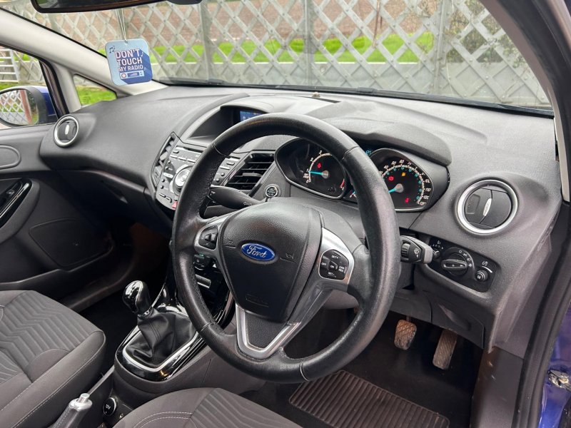 FORD FIESTA