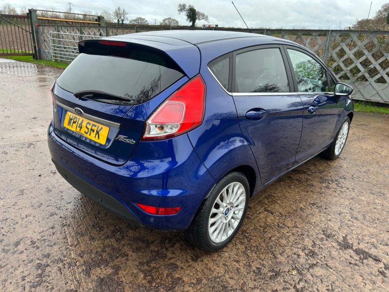 FORD FIESTA
