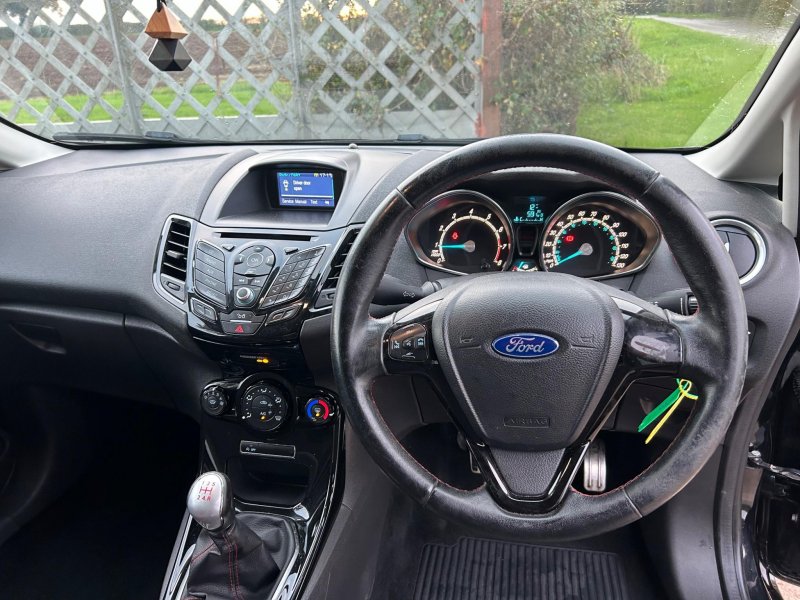 FORD FIESTA