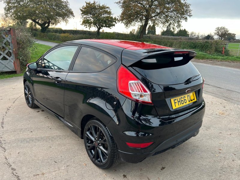 FORD FIESTA