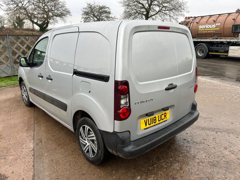 PEUGEOT PARTNER