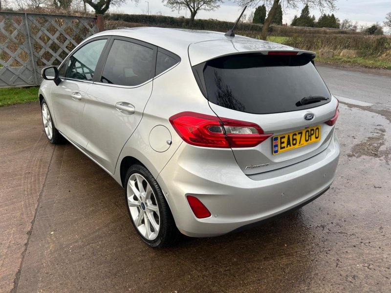 FORD FIESTA