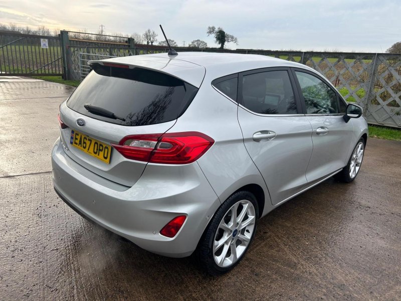 FORD FIESTA