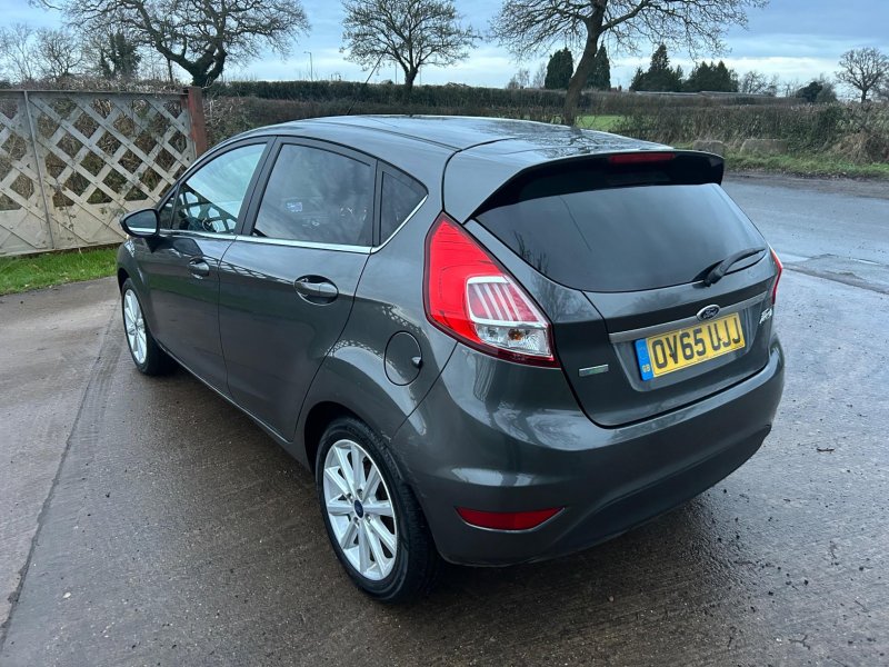 FORD FIESTA