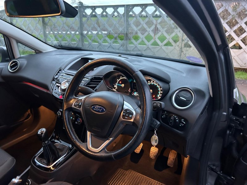 FORD FIESTA