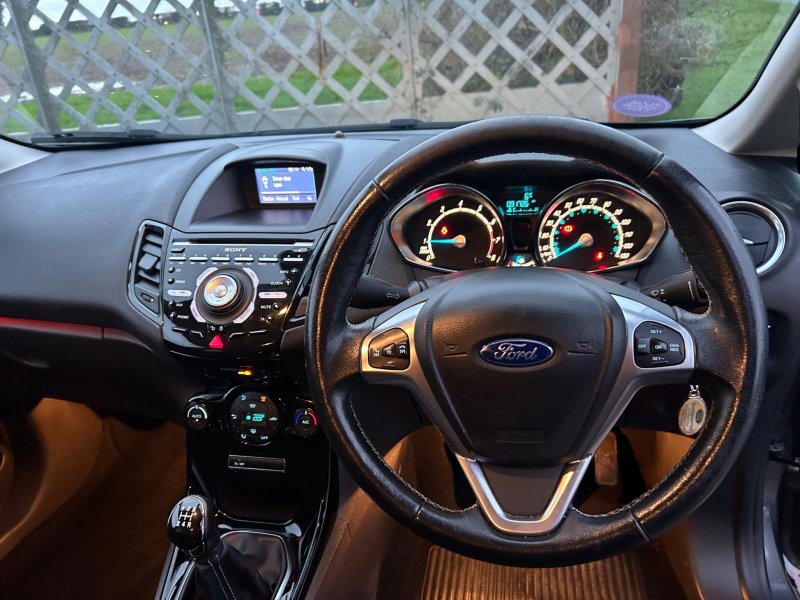 FORD FIESTA