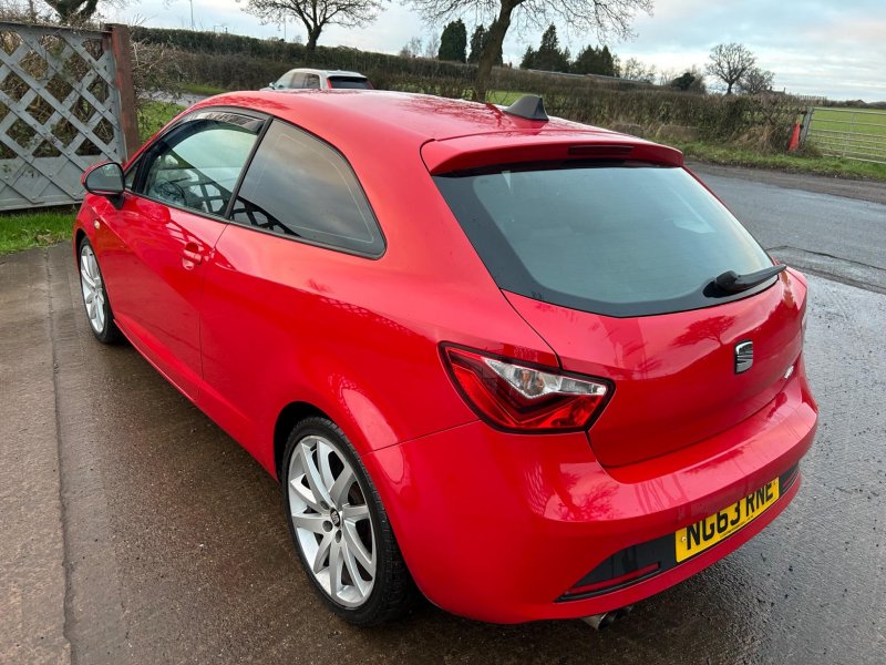 SEAT IBIZA