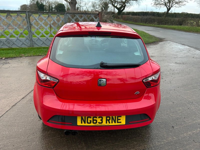 SEAT IBIZA