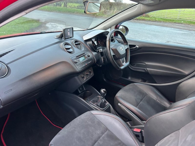 SEAT IBIZA