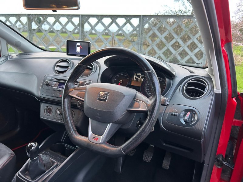 SEAT IBIZA