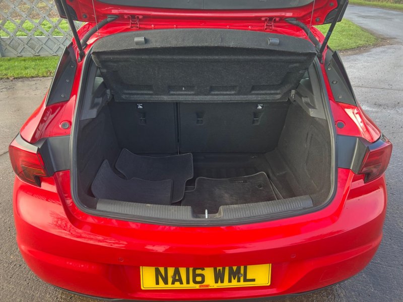 VAUXHALL ASTRA