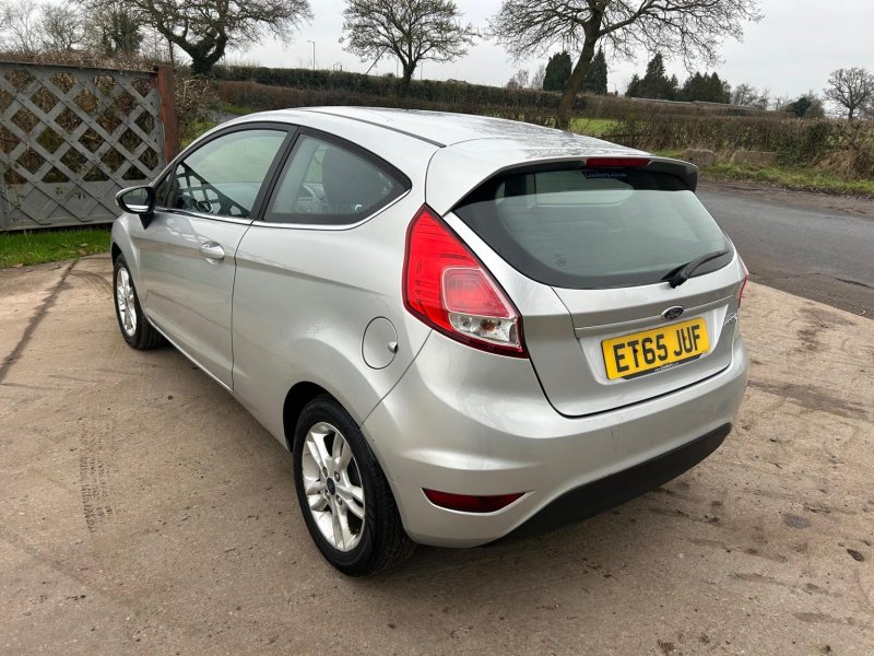 FORD FIESTA