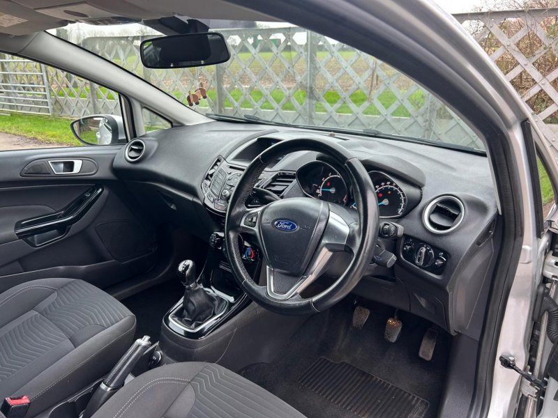 FORD FIESTA
