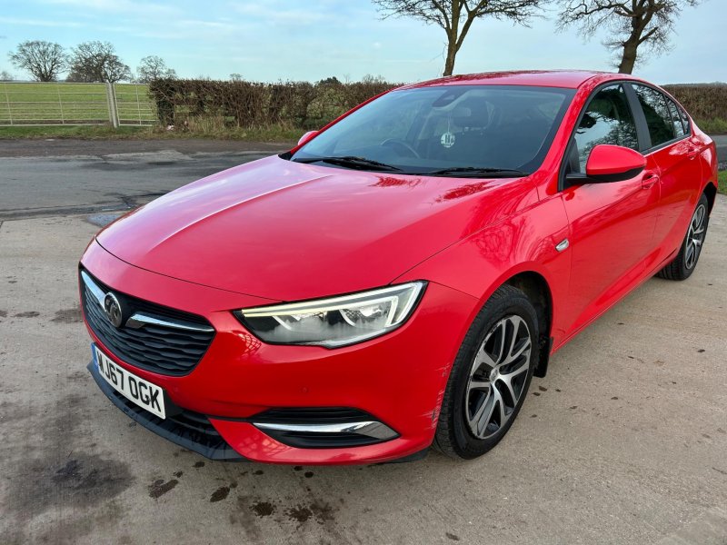 VAUXHALL INSIGNIA