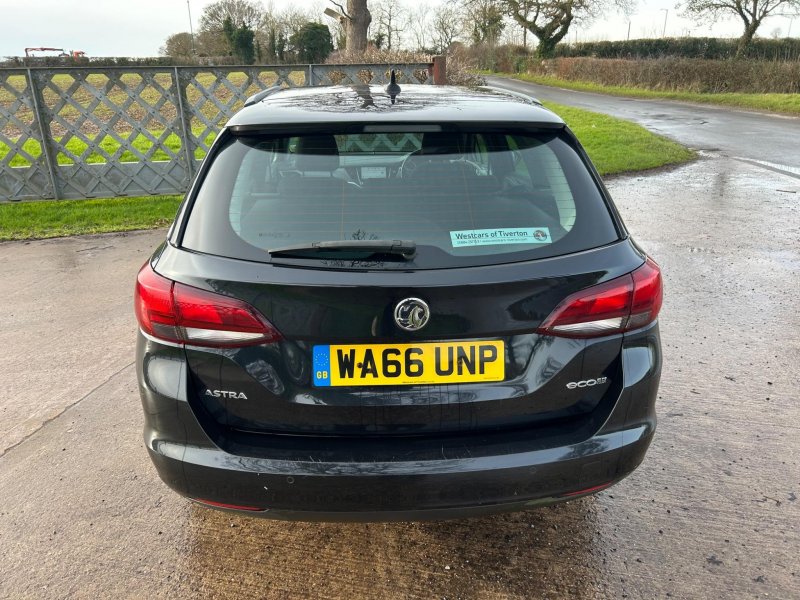 VAUXHALL ASTRA