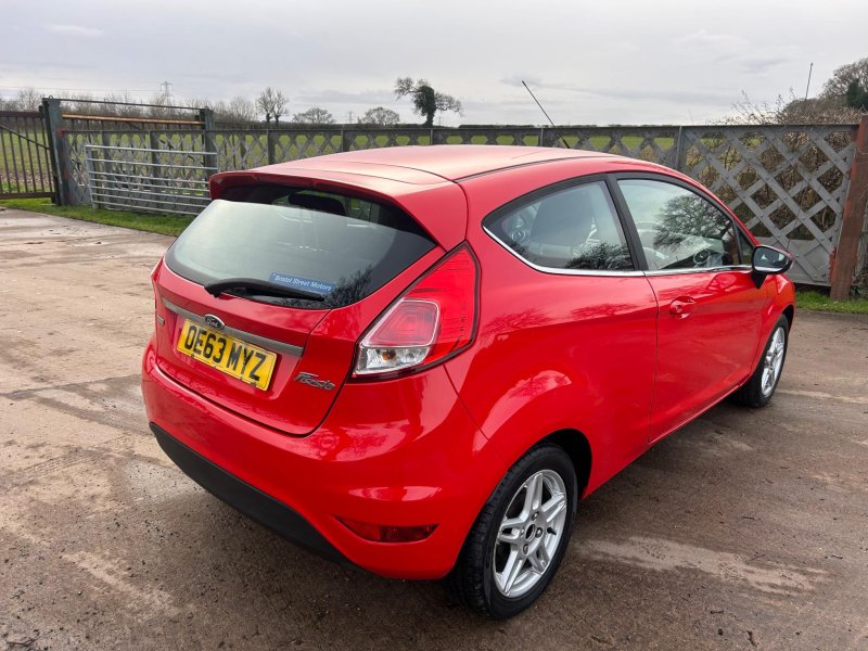 FORD FIESTA