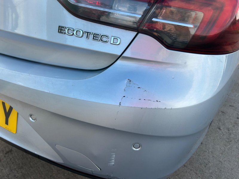 VAUXHALL INSIGNIA