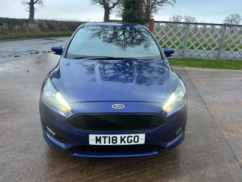 FORD FOCUS