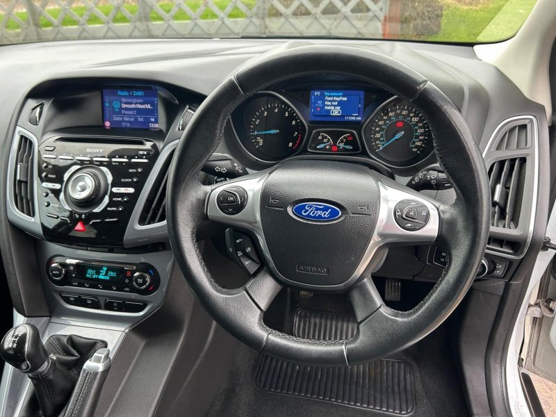 FORD FOCUS