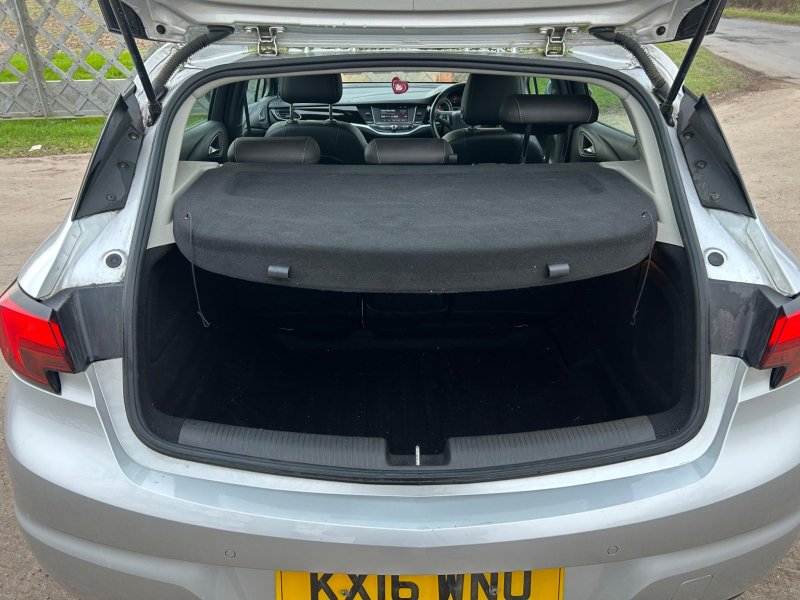 VAUXHALL ASTRA