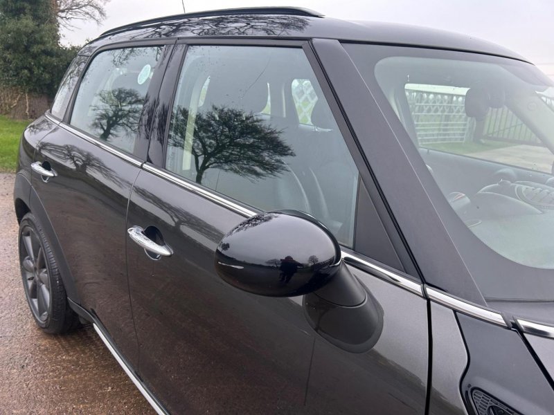 View MINI COUNTRYMAN 1.6 Cooper S Auto ALL4 Euro 5 5dr