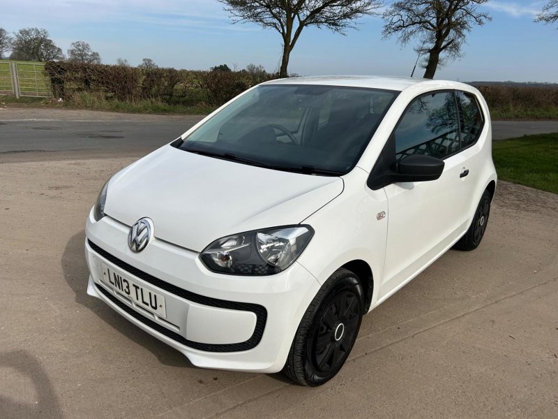 VOLKSWAGEN UP